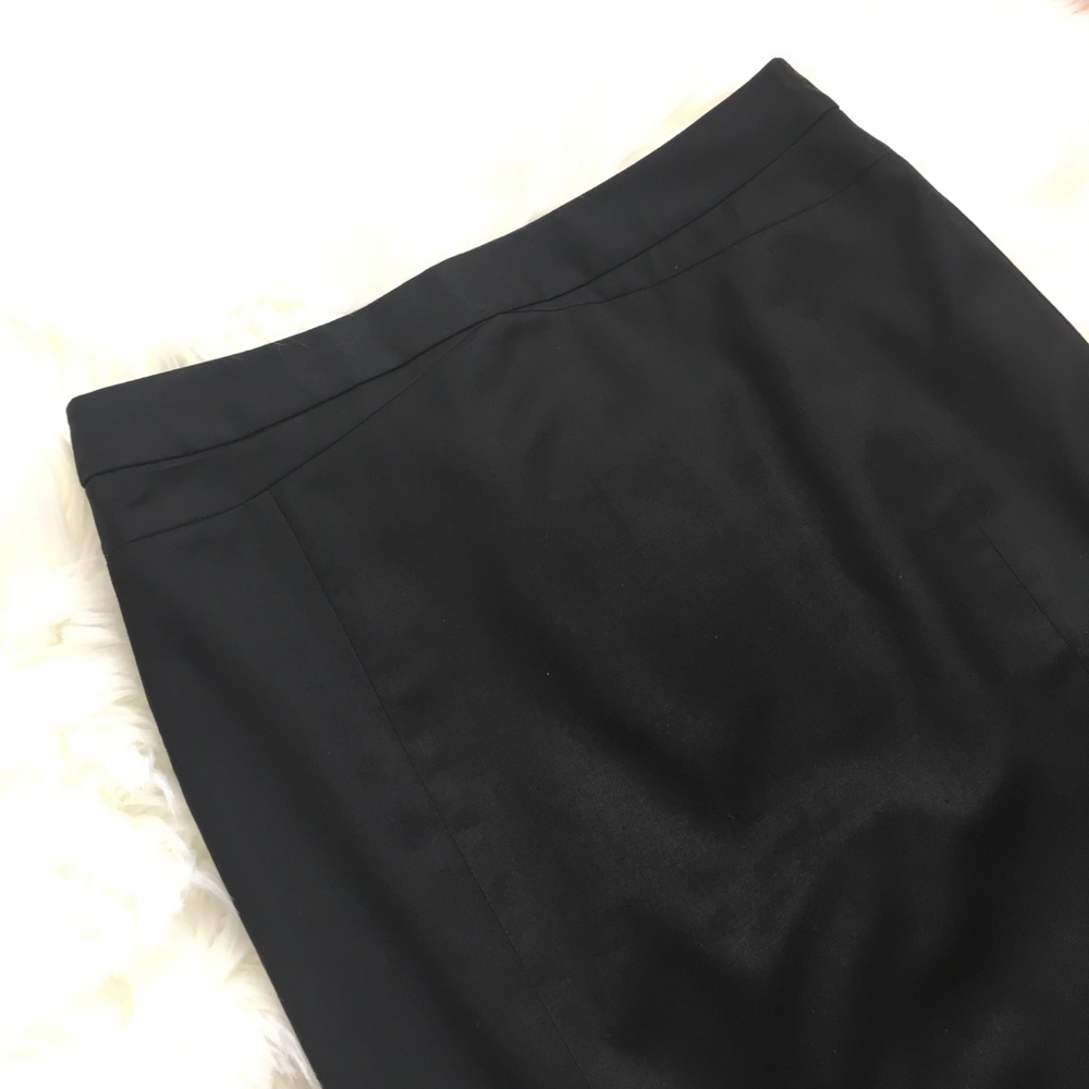 Black Pencil Skirt w Buttons by Ted Baker London - Picture 3 of 8